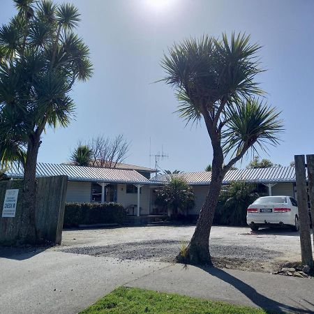 Raglan West Accommodation Units Esterno foto